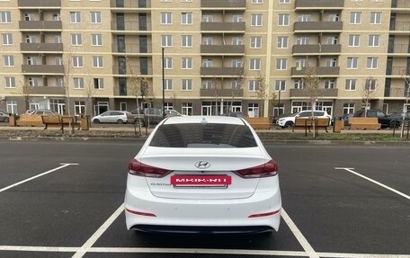 Hyundai Elantra VI рестайлинг, 2018 год, 1 725 000 рублей, 3 фотография