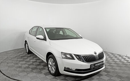 Skoda Octavia, 2018 год, 1 935 000 рублей, 7 фотография