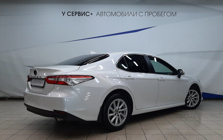 Toyota Camry, 2021 год, 2 870 000 рублей, 3 фотография