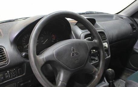 Mitsubishi Carisma I, 2003 год, 379 000 рублей, 13 фотография