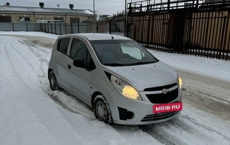 Chevrolet Spark III, 2012 год, 630 000 рублей, 2 фотография