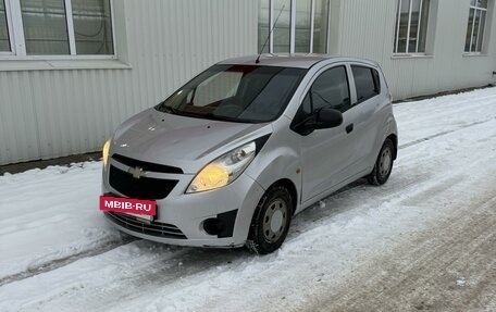 Chevrolet Spark III, 2012 год, 630 000 рублей, 3 фотография