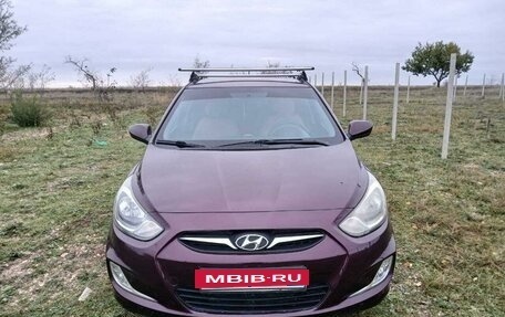 Hyundai Solaris II рестайлинг, 2012 год, 870 000 рублей, 4 фотография