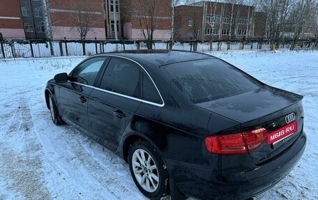 Audi A4, 2010 год, 1 050 000 рублей, 6 фотография