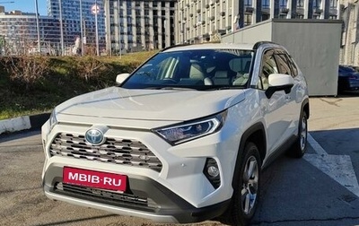 Toyota RAV4, 2019 год, 3 699 000 рублей, 1 фотография