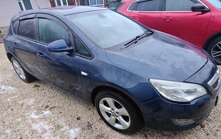 Opel Astra J, 2011 год, 625 000 рублей, 14 фотография