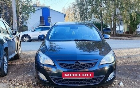 Opel Astra J, 2010 год, 650 000 рублей, 3 фотография