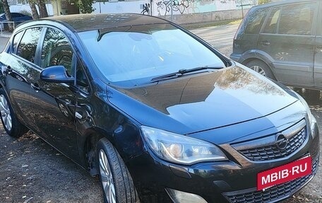 Opel Astra J, 2010 год, 650 000 рублей, 11 фотография