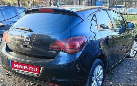 Opel Astra J, 2010 год, 650 000 рублей, 13 фотография