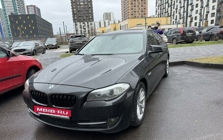 BMW 5 серия, 2013 год, 1 890 000 рублей, 2 фотография