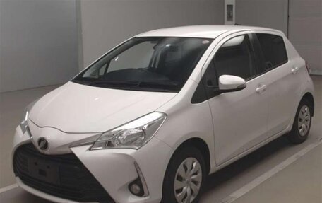 Toyota Vitz, 2018 год, 970 000 рублей, 1 фотография