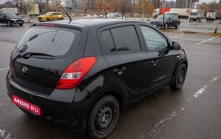 Hyundai i20 IB рестайлинг, 2010 год, 750 000 рублей, 7 фотография