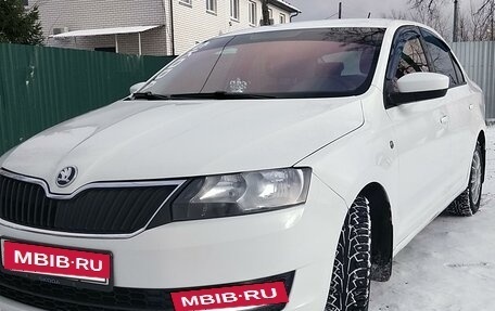 Skoda Rapid I, 2015 год, 700 000 рублей, 5 фотография