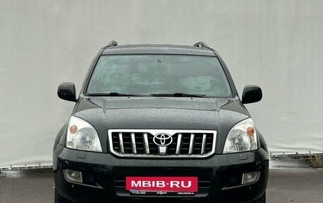 Toyota Land Cruiser Prado 120 рестайлинг, 2007 год, 2 830 000 рублей, 2 фотография