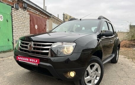 Renault Duster I рестайлинг, 2014 год, 1 298 000 рублей, 2 фотография