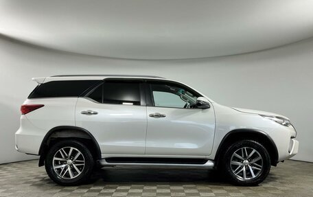 Toyota Fortuner II, 2019 год, 4 299 000 рублей, 4 фотография