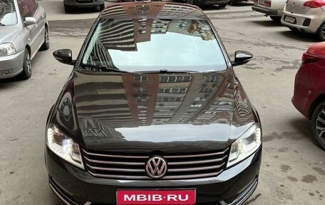 Volkswagen Passat B7, 2011 год, 1 700 000 рублей, 1 фотография