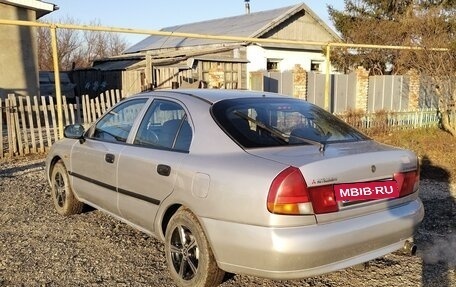 Mitsubishi Carisma I, 1998 год, 350 000 рублей, 12 фотография