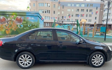 Volkswagen Jetta VI, 2008 год, 750 000 рублей, 3 фотография