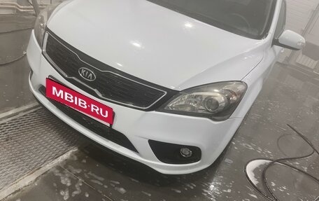 KIA cee'd I рестайлинг, 2011 год, 850 000 рублей, 3 фотография