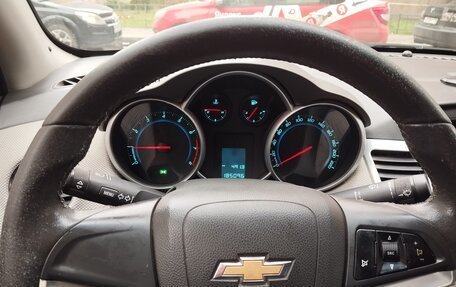 Chevrolet Cruze II, 2010 год, 800 000 рублей, 14 фотография