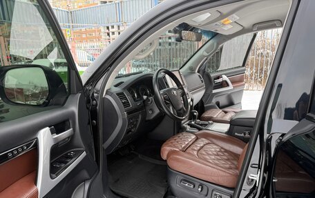 Toyota Land Cruiser 200, 2016 год, 6 200 000 рублей, 15 фотография