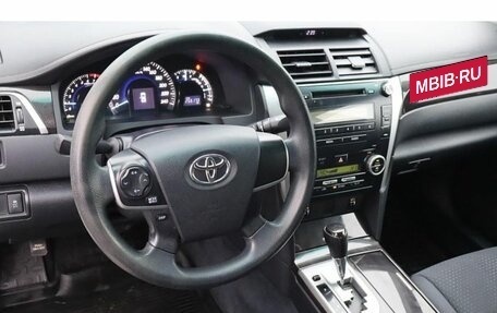 Toyota Camry, 2014 год, 1 568 000 рублей, 6 фотография