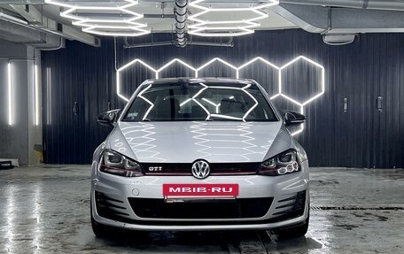 Volkswagen Golf GTI VII, 2016 год, 2 420 000 рублей, 2 фотография