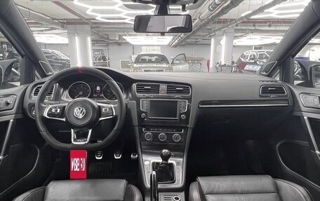 Volkswagen Golf GTI VII, 2016 год, 2 420 000 рублей, 12 фотография