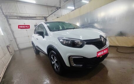 Renault Kaptur I рестайлинг, 2017 год, 1 400 000 рублей, 6 фотография