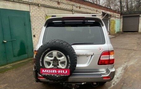 Toyota Land Cruiser 100 рестайлинг 2, 2006 год, 4 050 000 рублей, 15 фотография