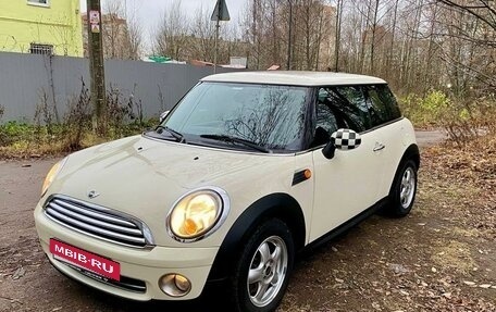 MINI Hatch, 2009 год, 800 000 рублей, 11 фотография