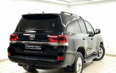 Toyota Land Cruiser 200, 2018 год, 7 079 000 рублей, 4 фотография