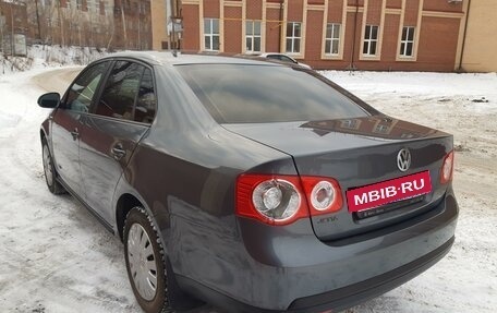 Volkswagen Jetta VI, 2007 год, 850 000 рублей, 9 фотография