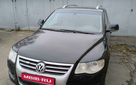 Volkswagen Touareg III, 2008 год, 975 000 рублей, 2 фотография