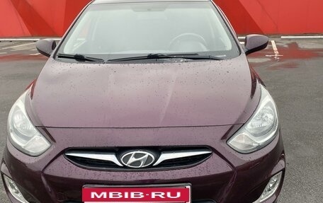 Hyundai Solaris II рестайлинг, 2011 год, 810 000 рублей, 3 фотография