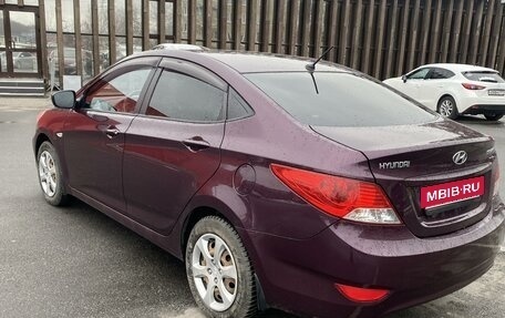 Hyundai Solaris II рестайлинг, 2011 год, 810 000 рублей, 5 фотография