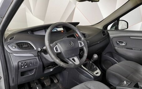 Renault Scenic III, 2011 год, 589 000 рублей, 17 фотография