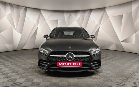 Mercedes-Benz A-Класс, 2019 год, 3 393 000 рублей, 7 фотография