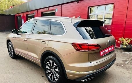 Volkswagen Touareg III, 2018 год, 4 795 000 рублей, 4 фотография