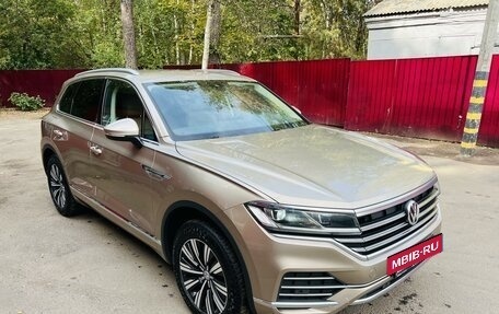 Volkswagen Touareg III, 2018 год, 4 795 000 рублей, 10 фотография