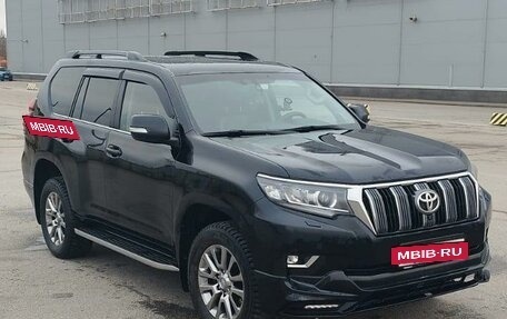 Toyota Land Cruiser Prado 150 рестайлинг 2, 2019 год, 4 400 000 рублей, 6 фотография