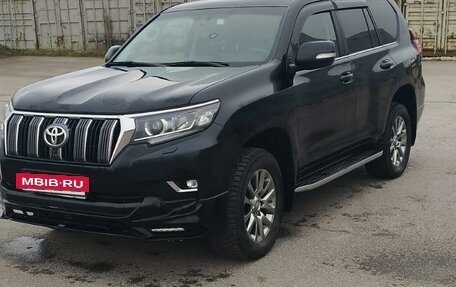 Toyota Land Cruiser Prado 150 рестайлинг 2, 2019 год, 4 400 000 рублей, 8 фотография