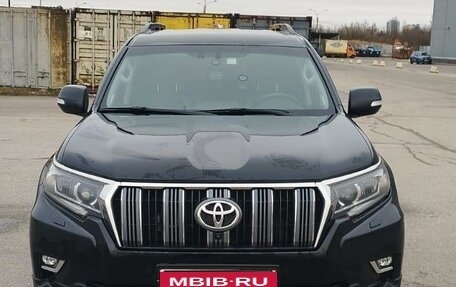 Toyota Land Cruiser Prado 150 рестайлинг 2, 2019 год, 4 400 000 рублей, 2 фотография