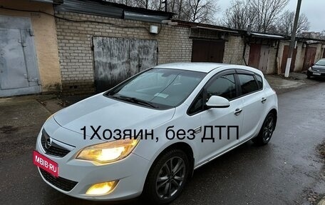 Opel Astra J, 2010 год, 695 000 рублей, 1 фотография