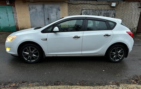 Opel Astra J, 2010 год, 695 000 рублей, 4 фотография