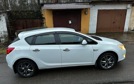 Opel Astra J, 2010 год, 695 000 рублей, 9 фотография