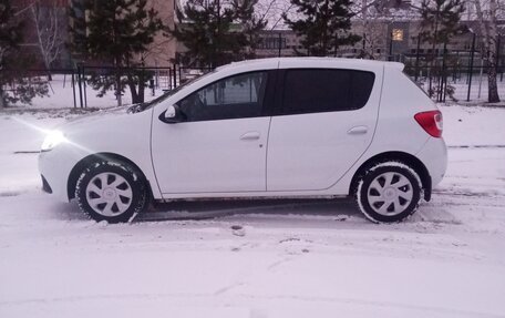 Renault Sandero II рестайлинг, 2017 год, 1 000 000 рублей, 3 фотография