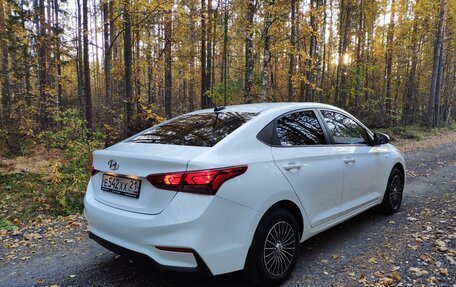 Hyundai Solaris II рестайлинг, 2018 год, 1 335 000 рублей, 7 фотография