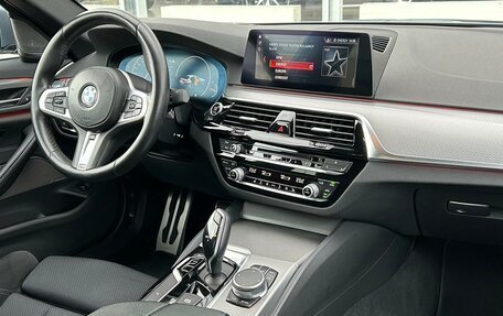 BMW 5 серия, 2018 год, 4 799 000 рублей, 13 фотография